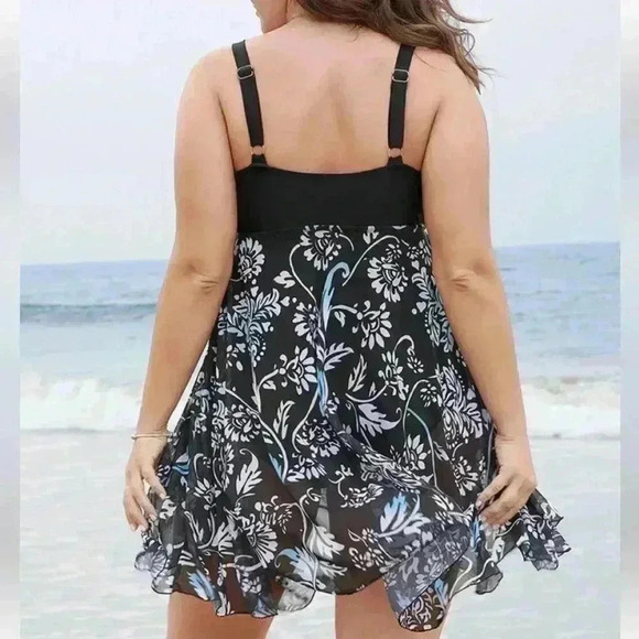 NWT!Black floral full coverage, swim dress size 12 or large - Picture 3 of 9